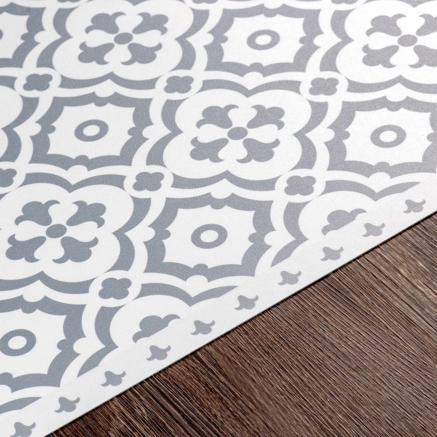 Wonnie Area Rug - Clearance - Ornate Home