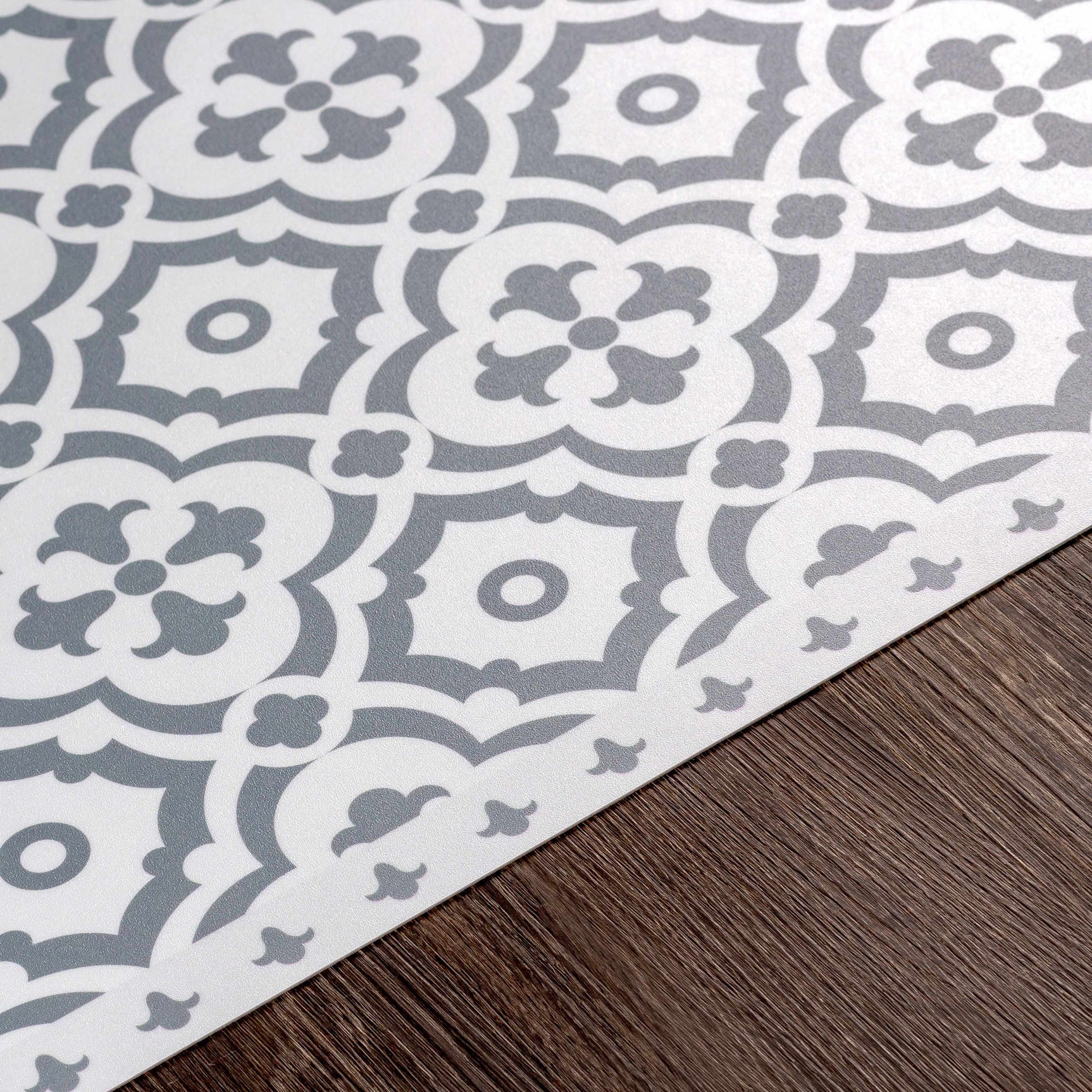Wonnie Area Rug - Clearance - Ornate Home