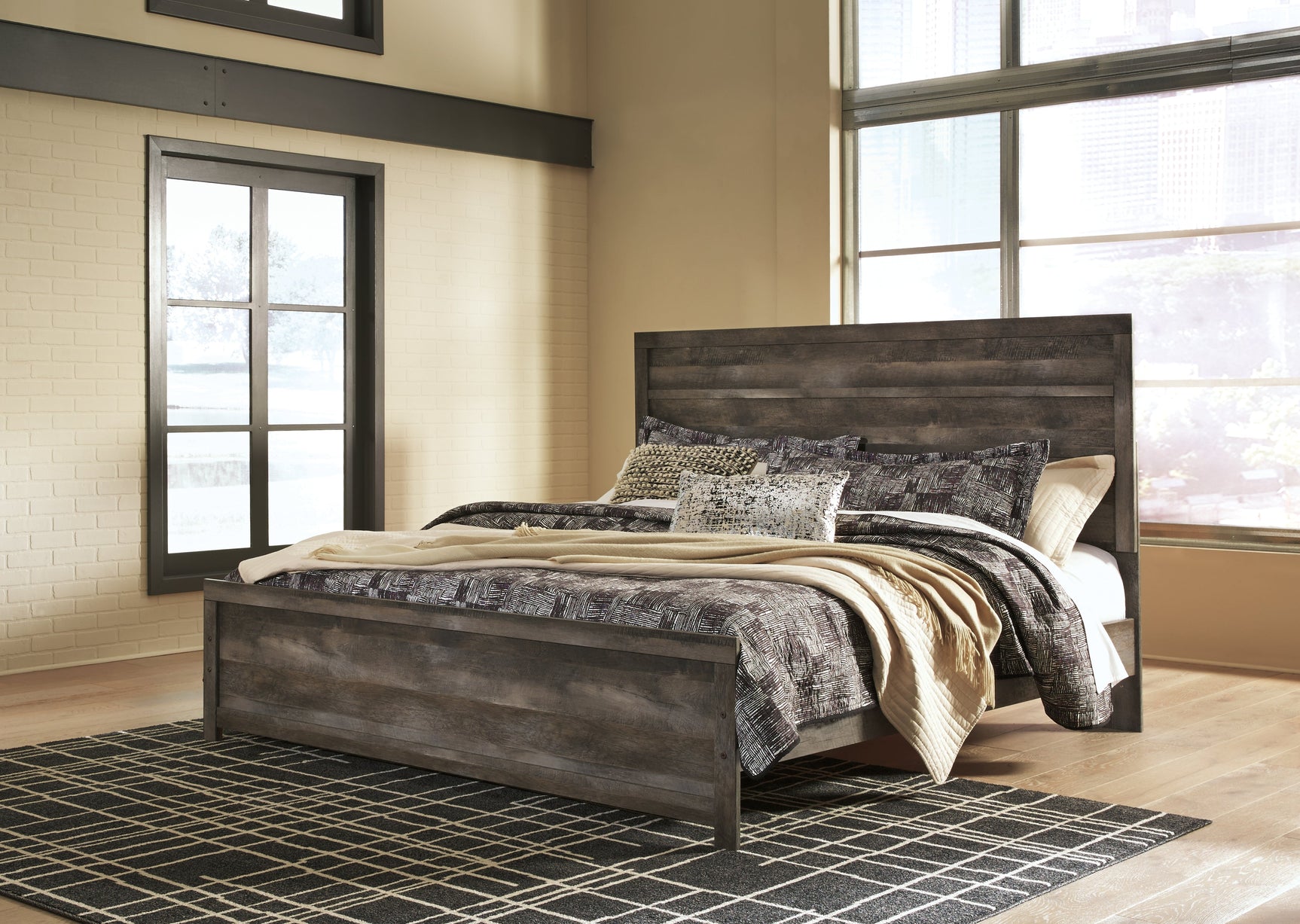 Wynnlow Gray King Panel Bedroom Set with 2 Nightstands (Online Special Price) - Ornate Home