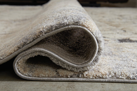 Wyscott 5'3" x 7'3" Rug - Ornate Home