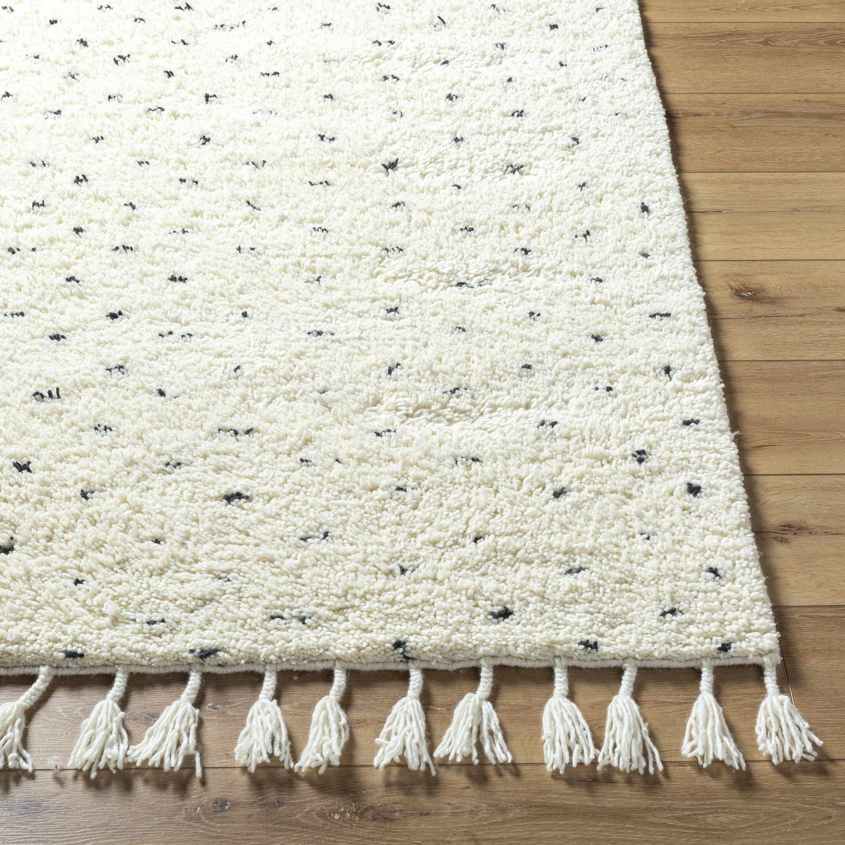 Yuuna Area Rug - Clearance - Ornate Home