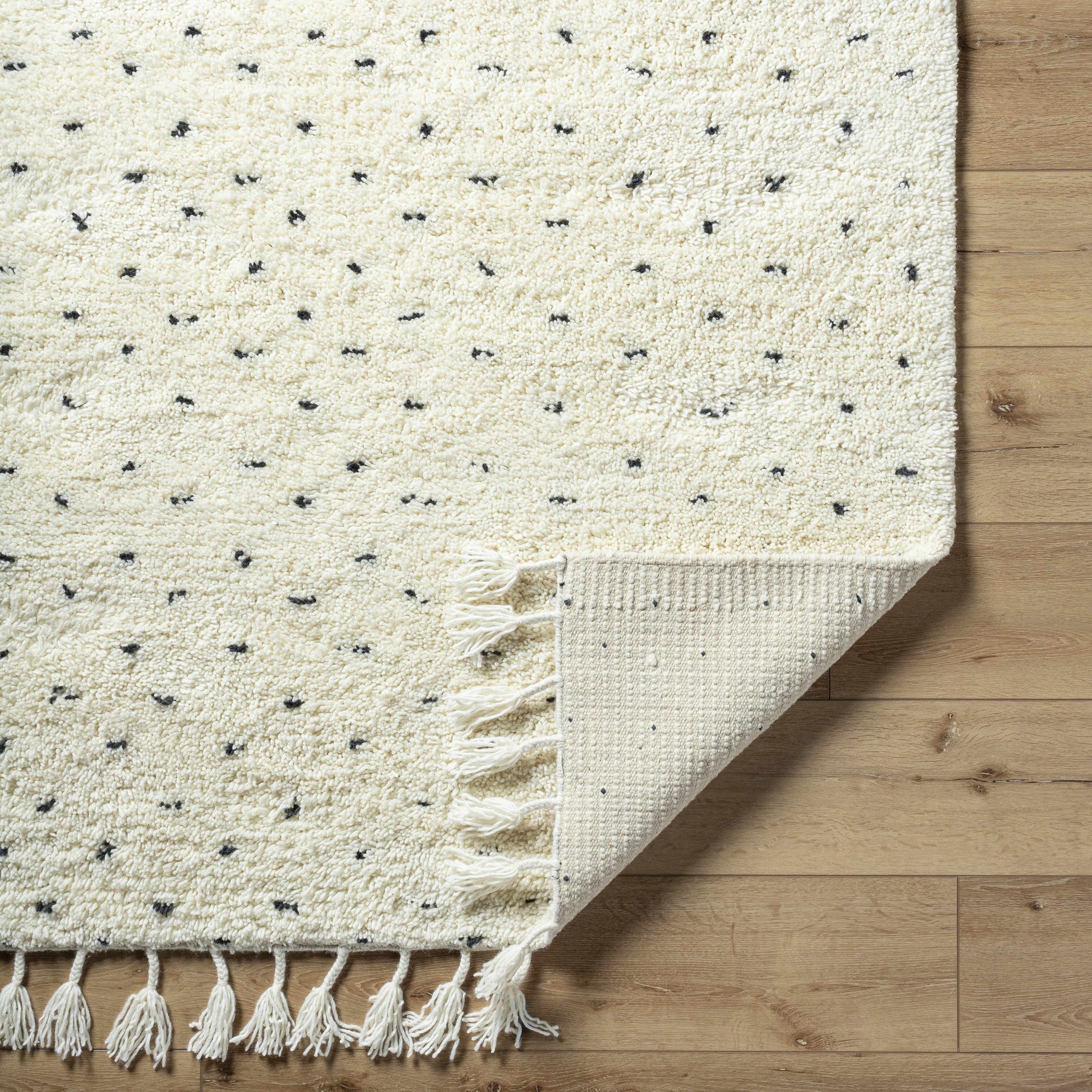 Yuuna Area Rug - Clearance - Ornate Home