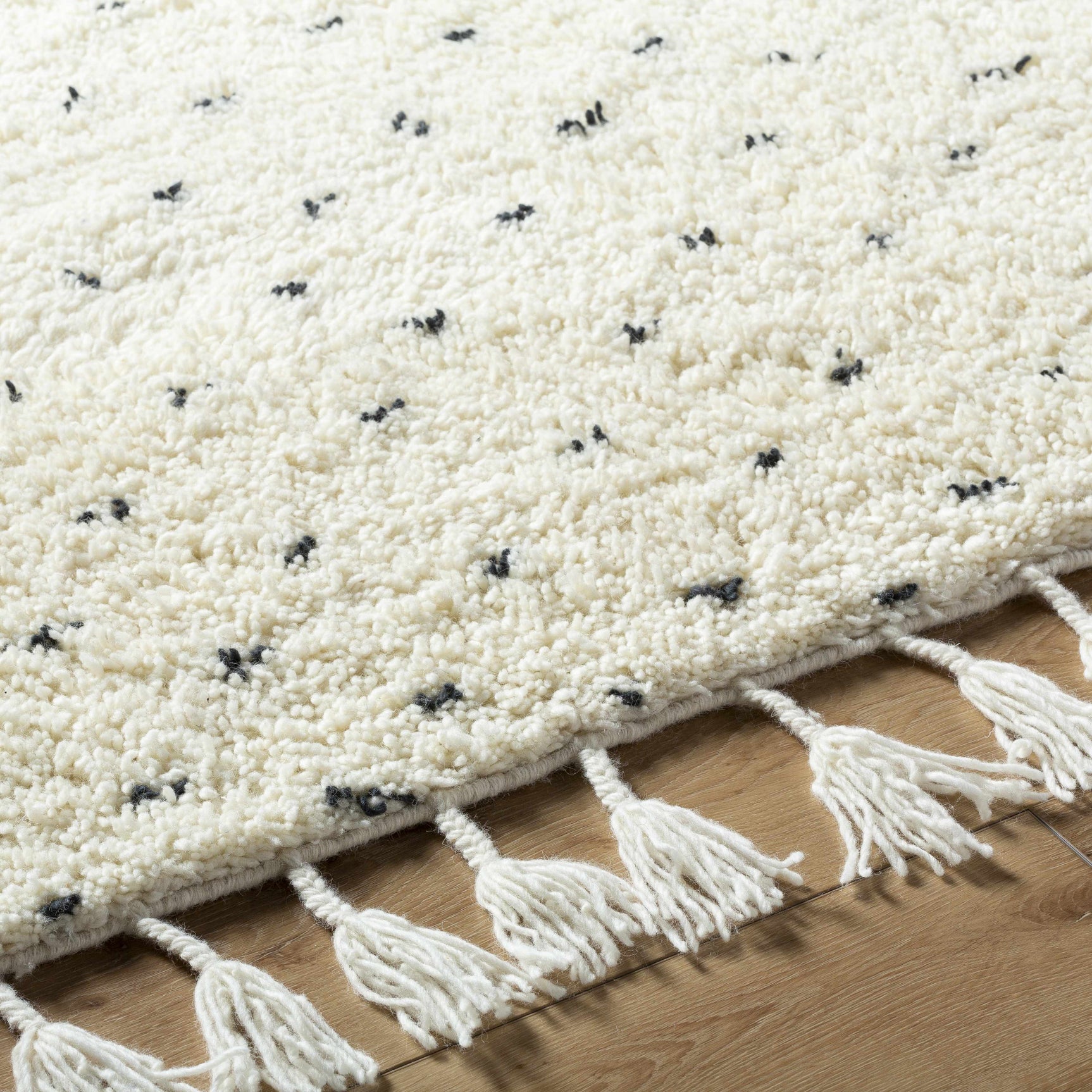 Yuuna Area Rug - Clearance - Ornate Home