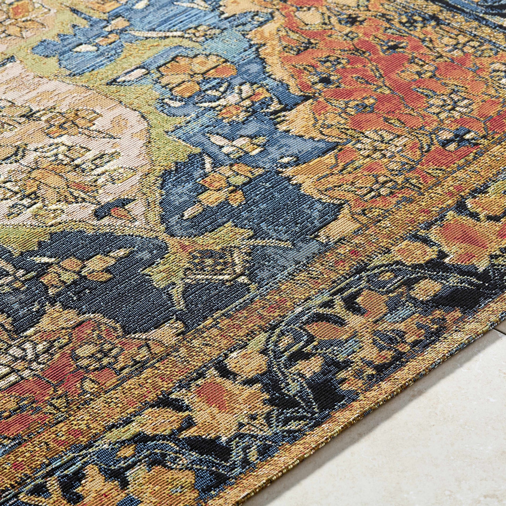 Zorea Traditional Outdoor Area Rug - Ornate Home