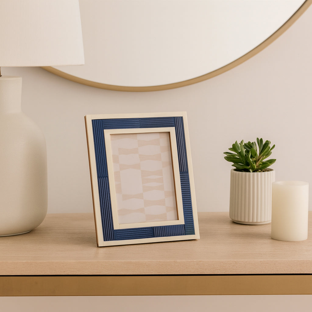 Aidenwood Blue/White Large Frame