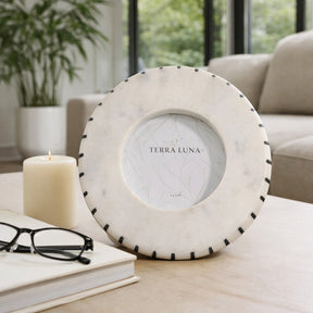 Cordova White/Black Round Marble Frame with Inlay