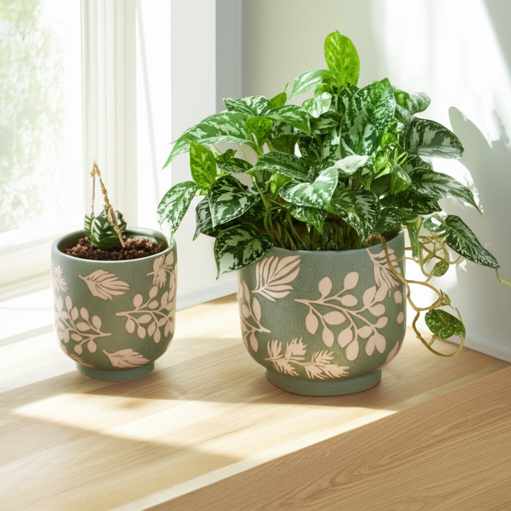 Branscomb Green/Tan Hand Painted Leaves Planters (Set of 2)