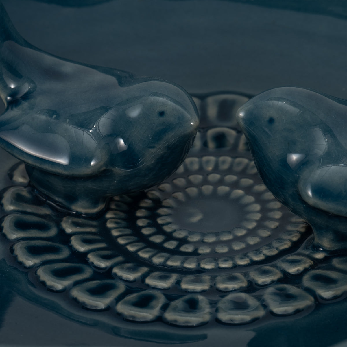 Hardy Blue Flower Bird Bath