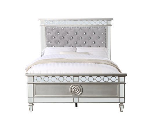 Varian Gray Velvet Full Bed - Ornate Home