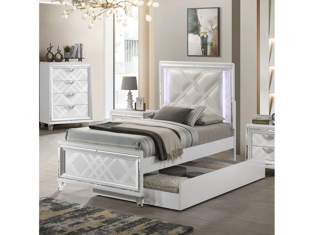 Skylar  & Pearl White Full Bed W/Led - Ornate Home