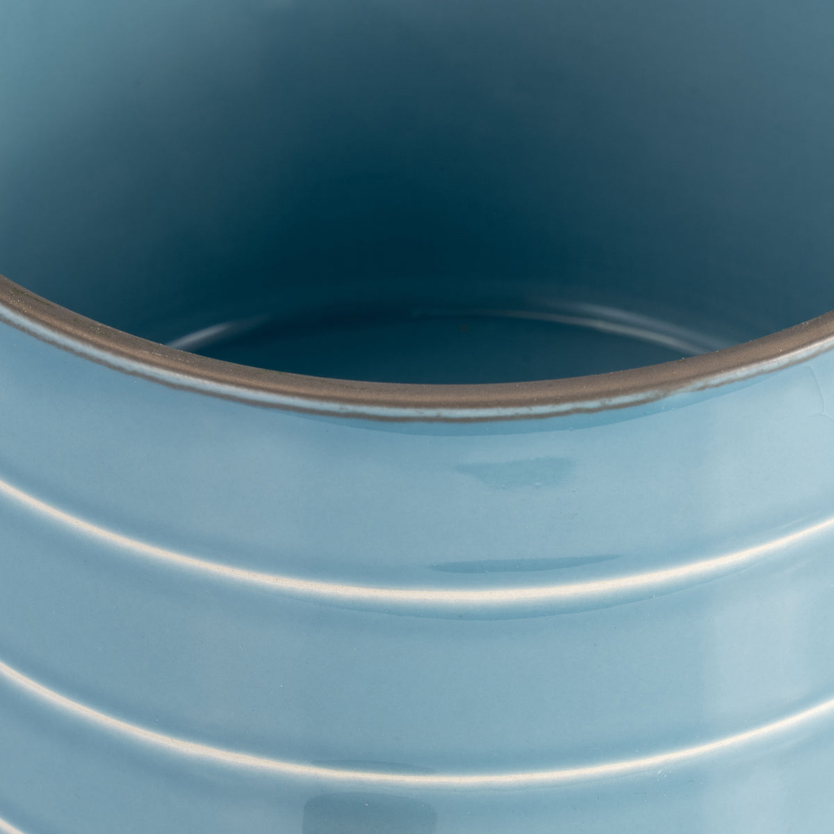 Alisal Sky Blue Small Striped Planter with Wood Stand