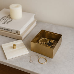 Bergenham White/Gold Box