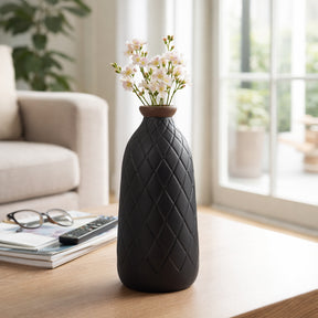 Wellsona Black Small Ceramic Plaid Textured Vase