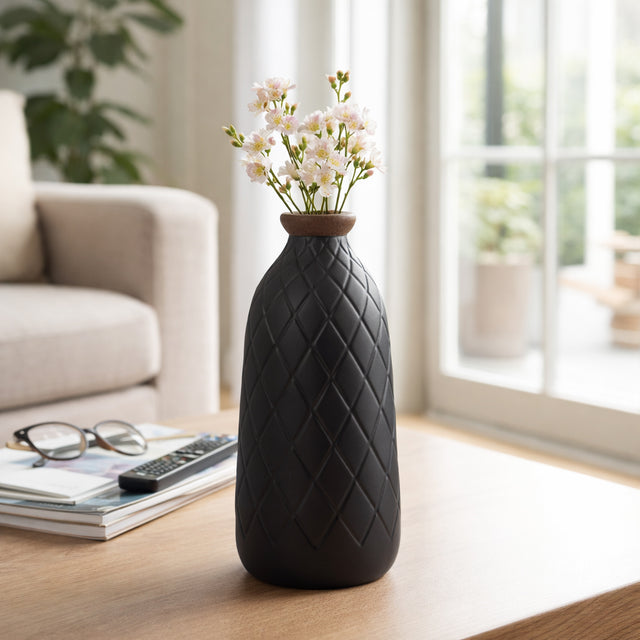 Wellsona Black Small Ceramic Plaid Textured Vase