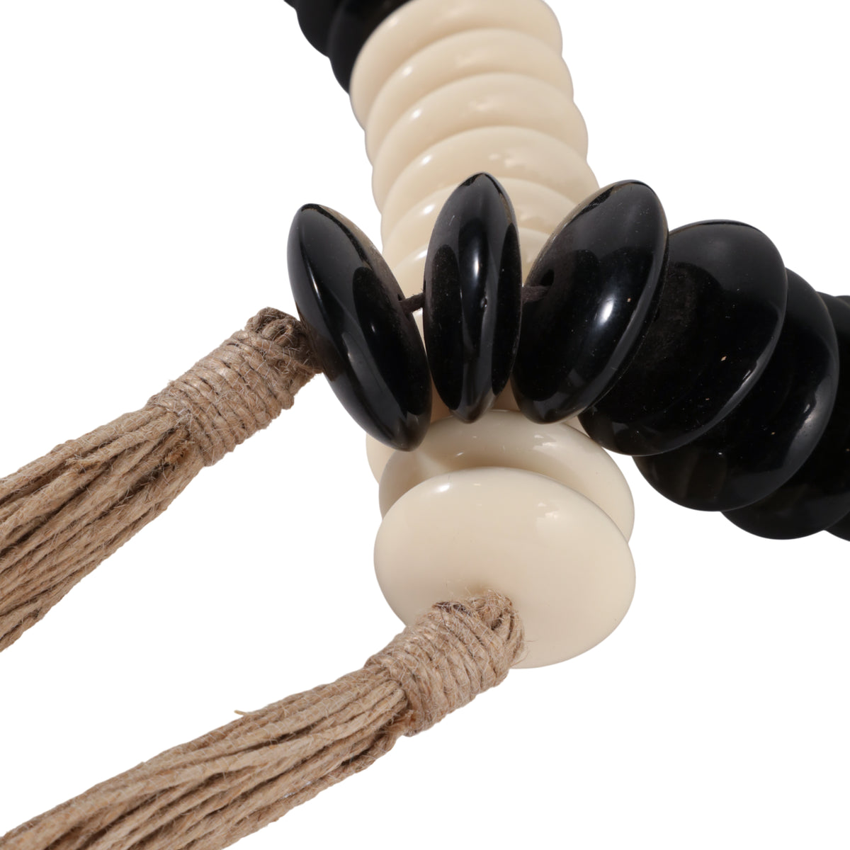 Hazenmill Ivory/Black Bead