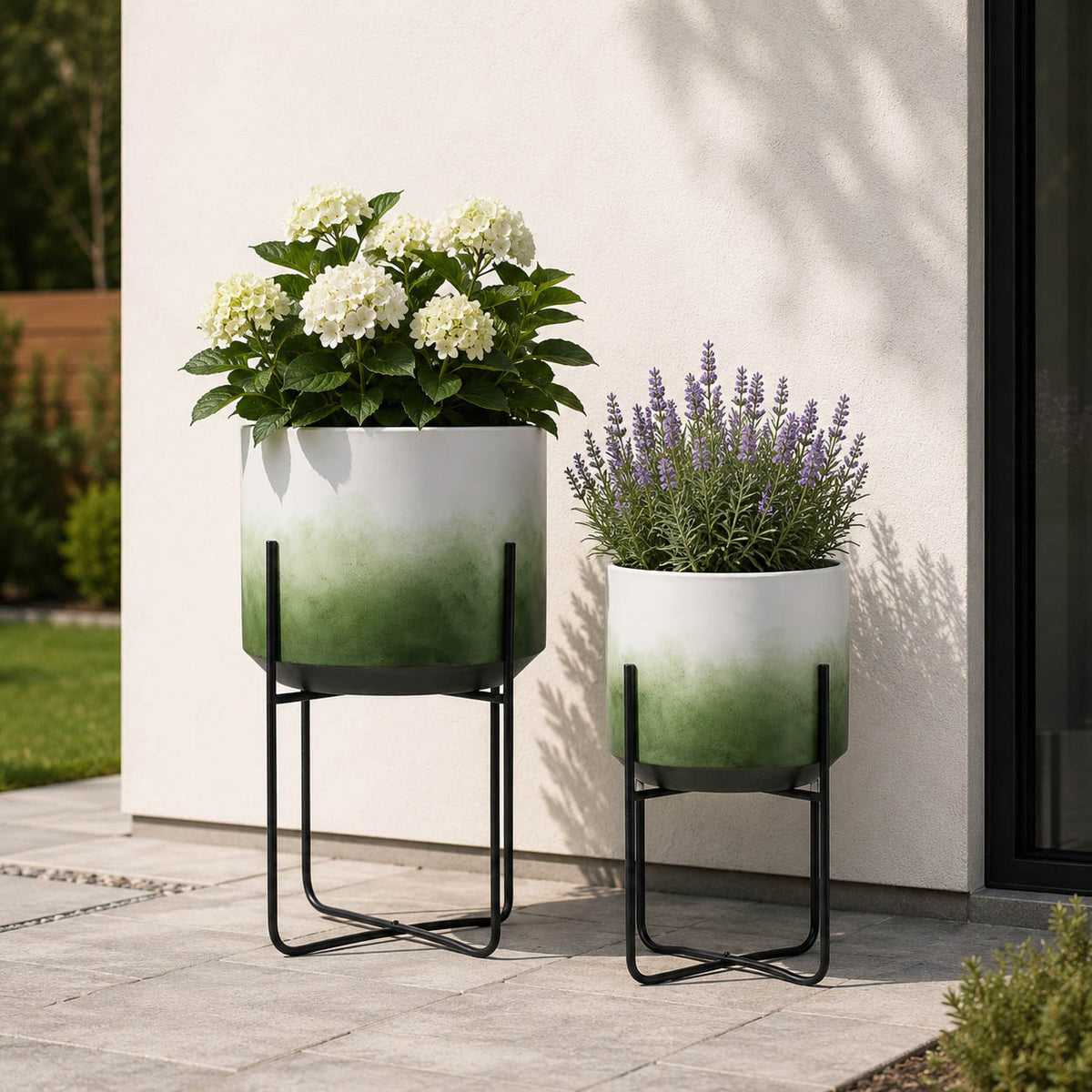 Nicoleham Green/White/Black Planters (Set of 2)