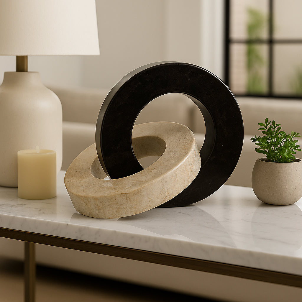 Murrayham Ivory/Black Decor