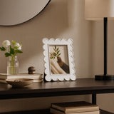 Duarte White 4x6 Scallop Edge Photo Frame