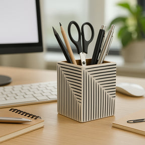 Chloeburn Black/White Pencil Cup