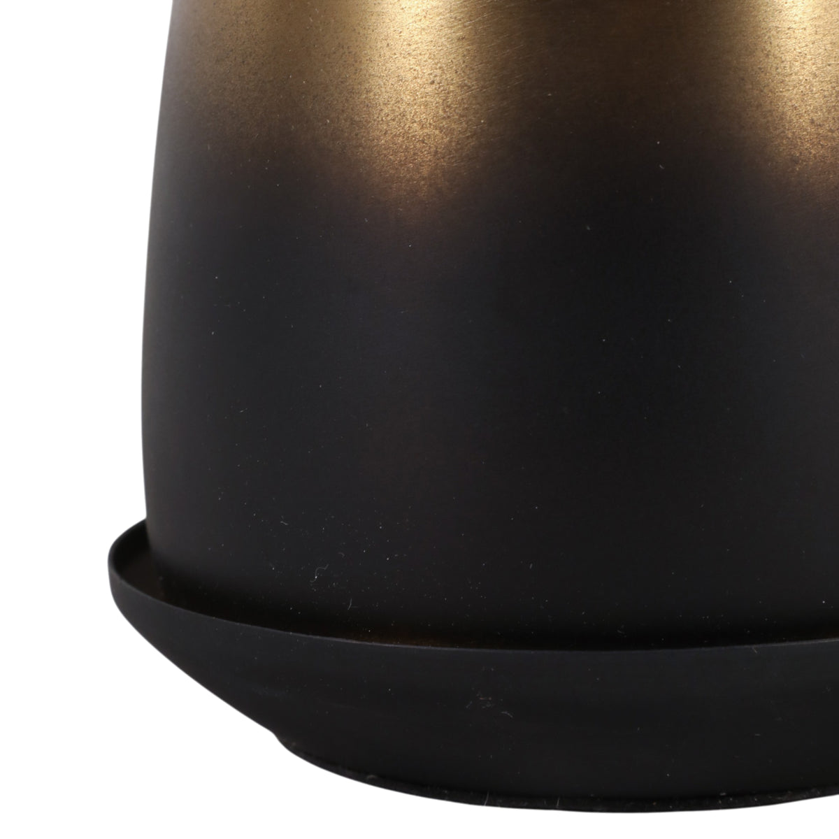 Breckburn Black/Gold Vanilla Candle