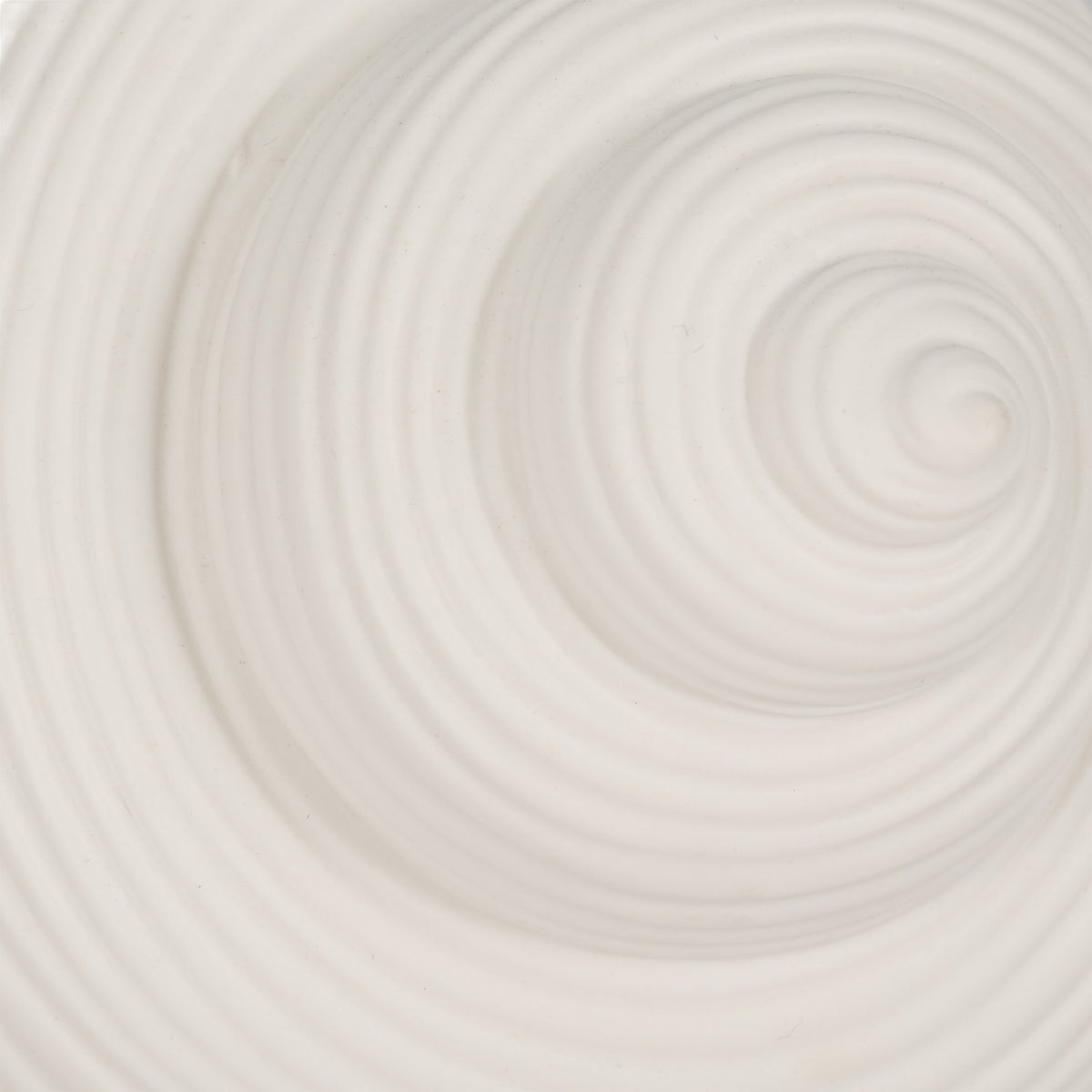 Cleoside White Bonnet Seashell Decor