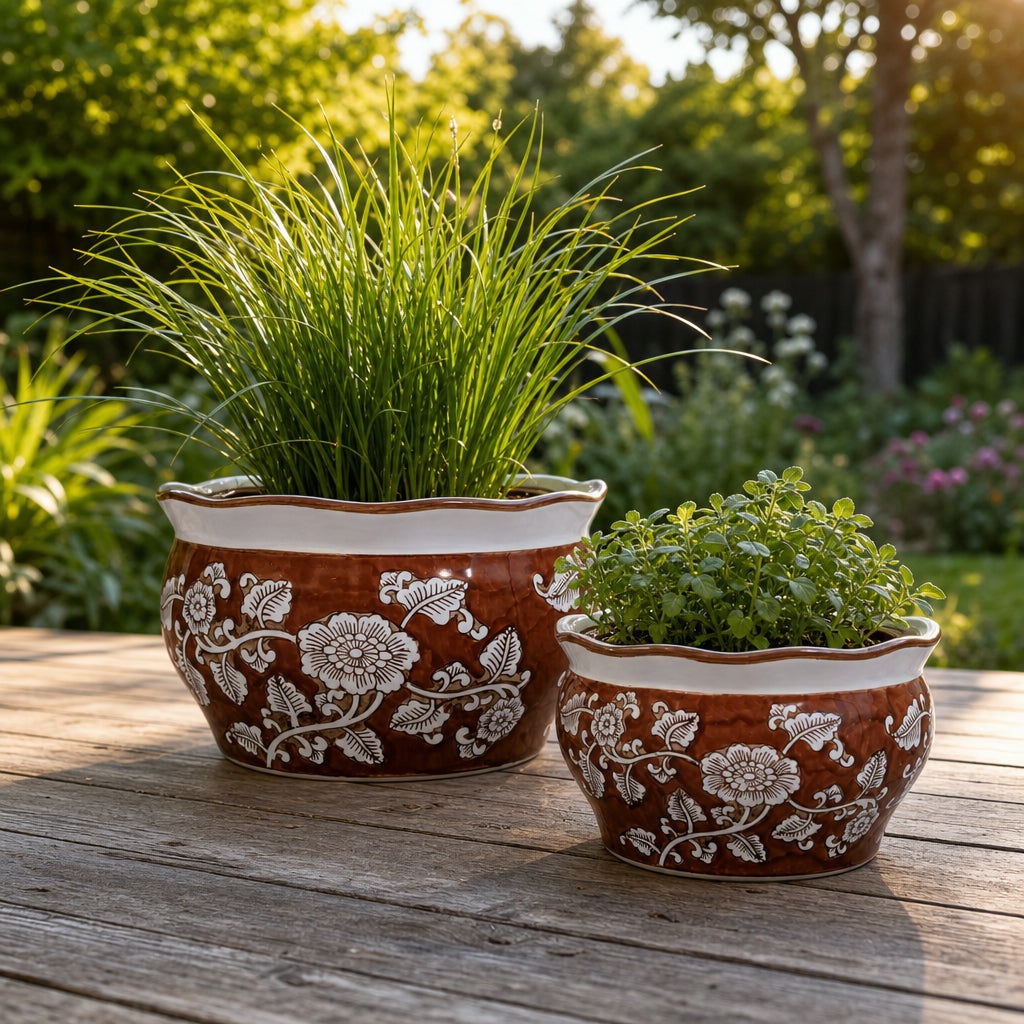 Henleydale Brown/White Chinoiserie Vines Planters (Set of 2)