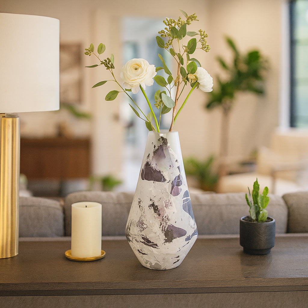 Rinconada White Glass Fog Shadow Vase