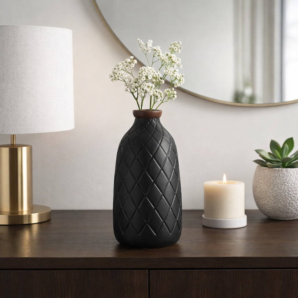 Wellsona Black Small Ceramic Plaid Textured Vase