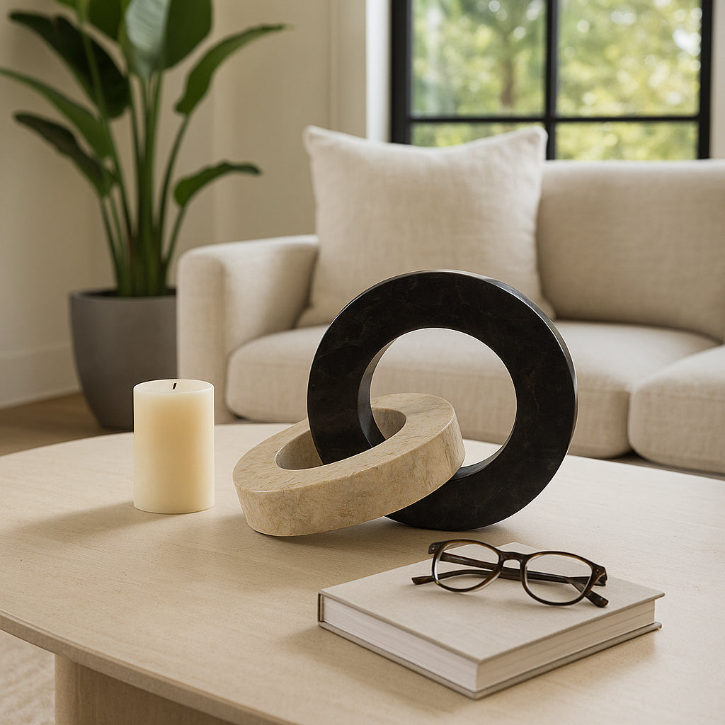 Murrayham Ivory/Black Decor