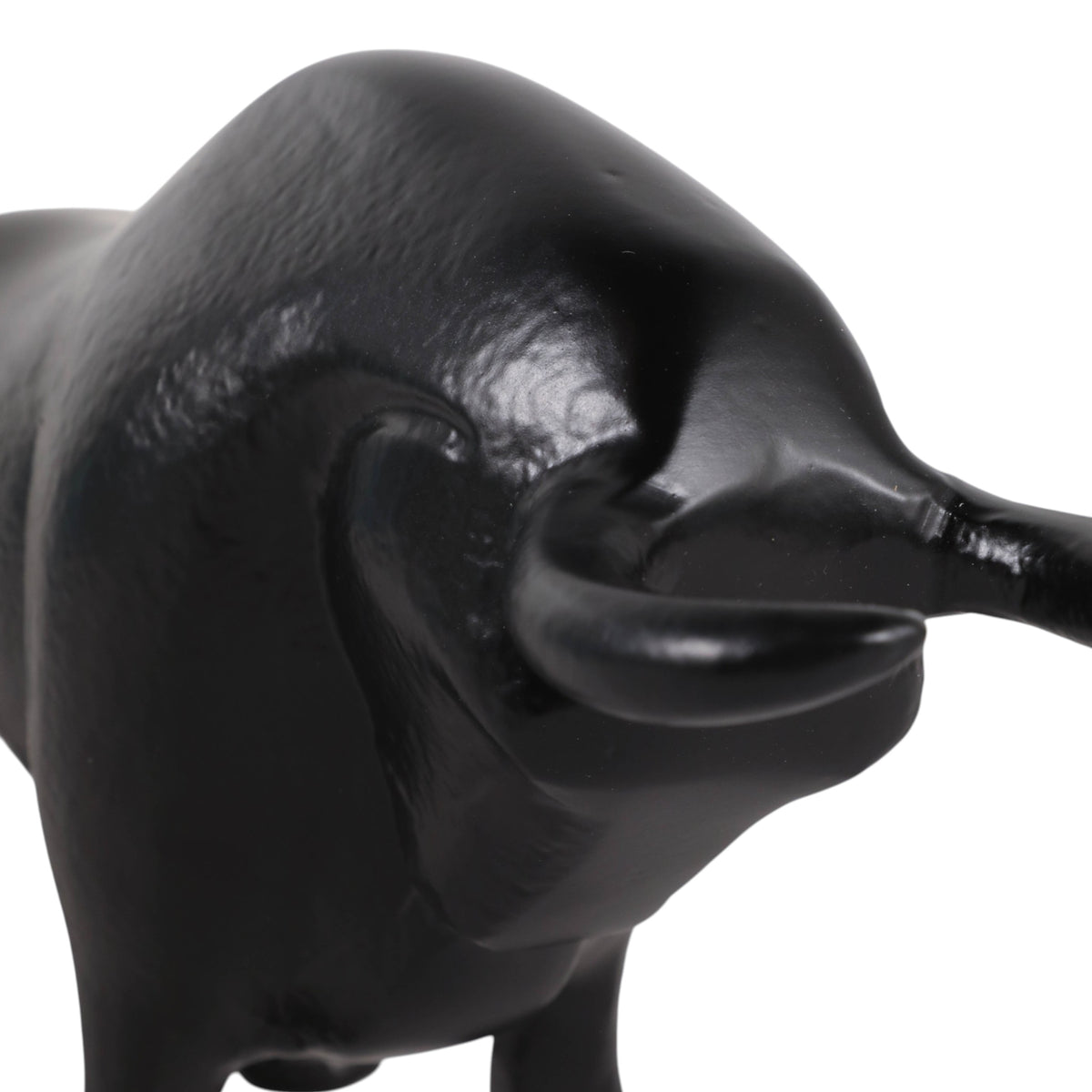 Hilmar Black Metal Bull
