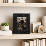 August Black 4x6 Jagged Photo Frame