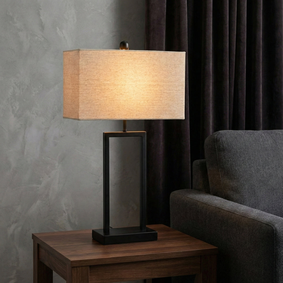 Hedleyhaven Black Lamps (Set of 2)