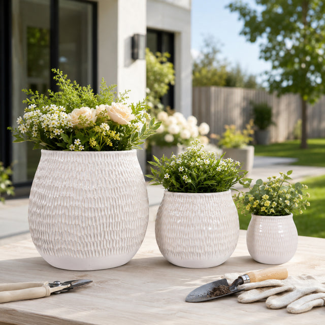 Hiltoncliff Ivory Planters (Set of 3)