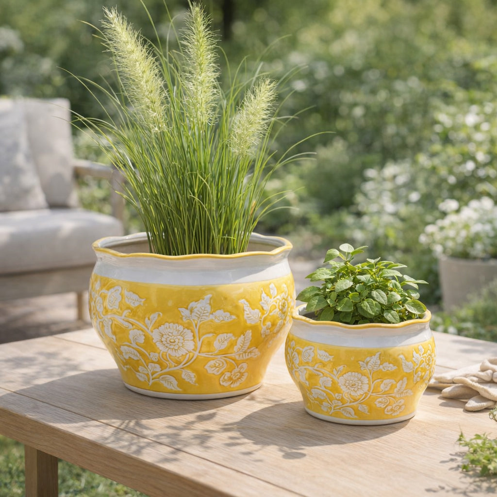 Henleydale Yellow/White Planters (Set of 2)
