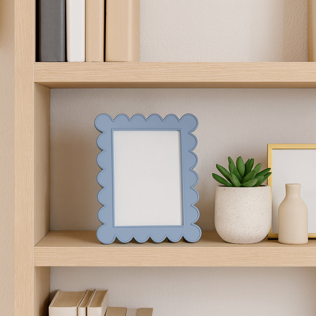 Farley Blue 5x7 Scallop Edge Photo Frame