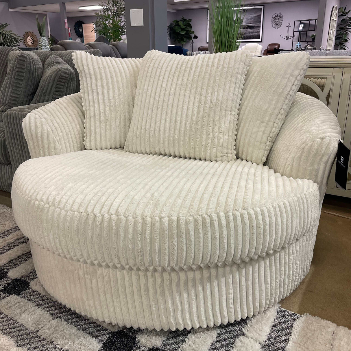 Lindyn Ivory Oversized Swivel Accent Chair - Ornate Home