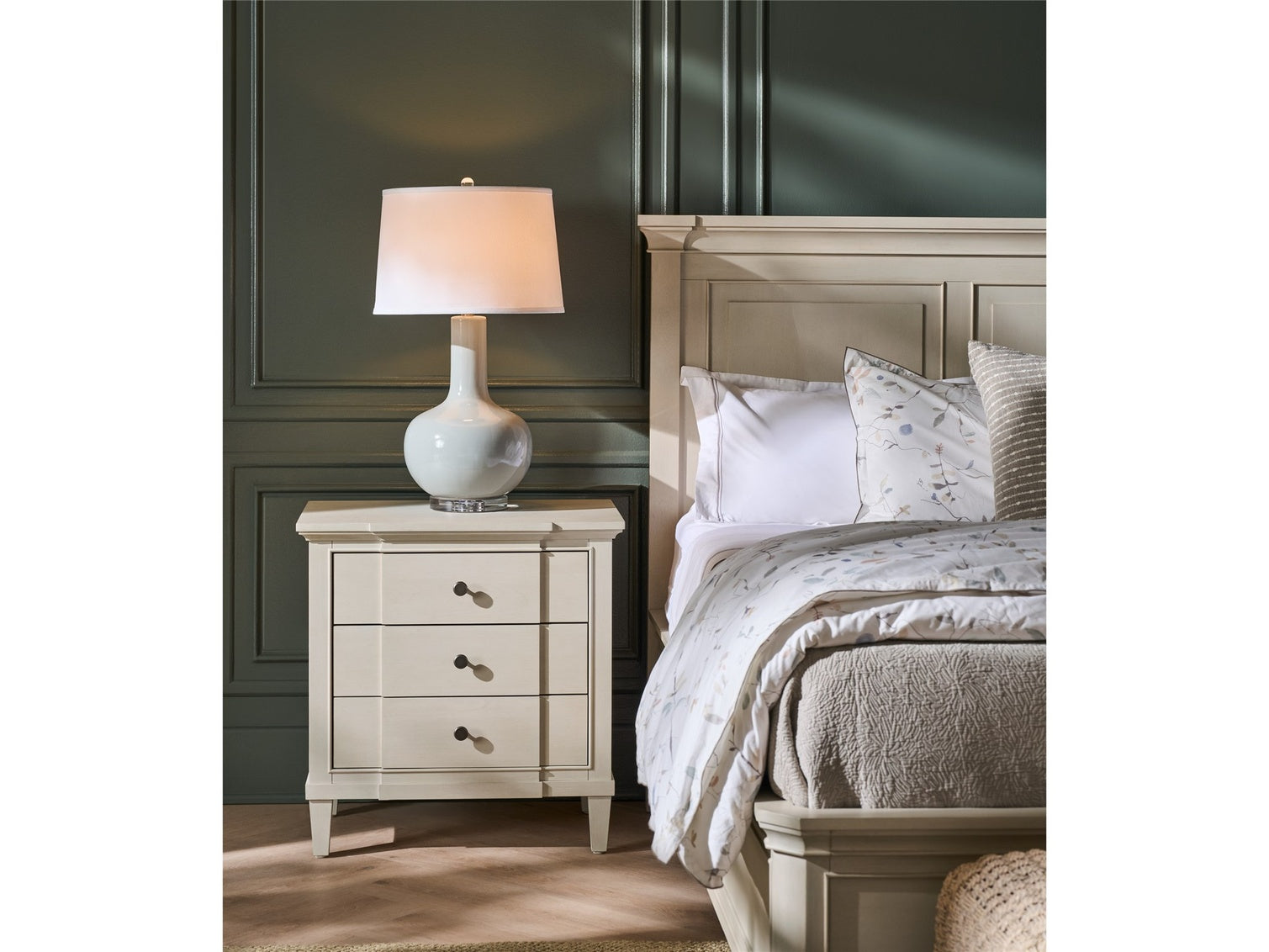 Birchaven Willow 3 Drawer Nightstand