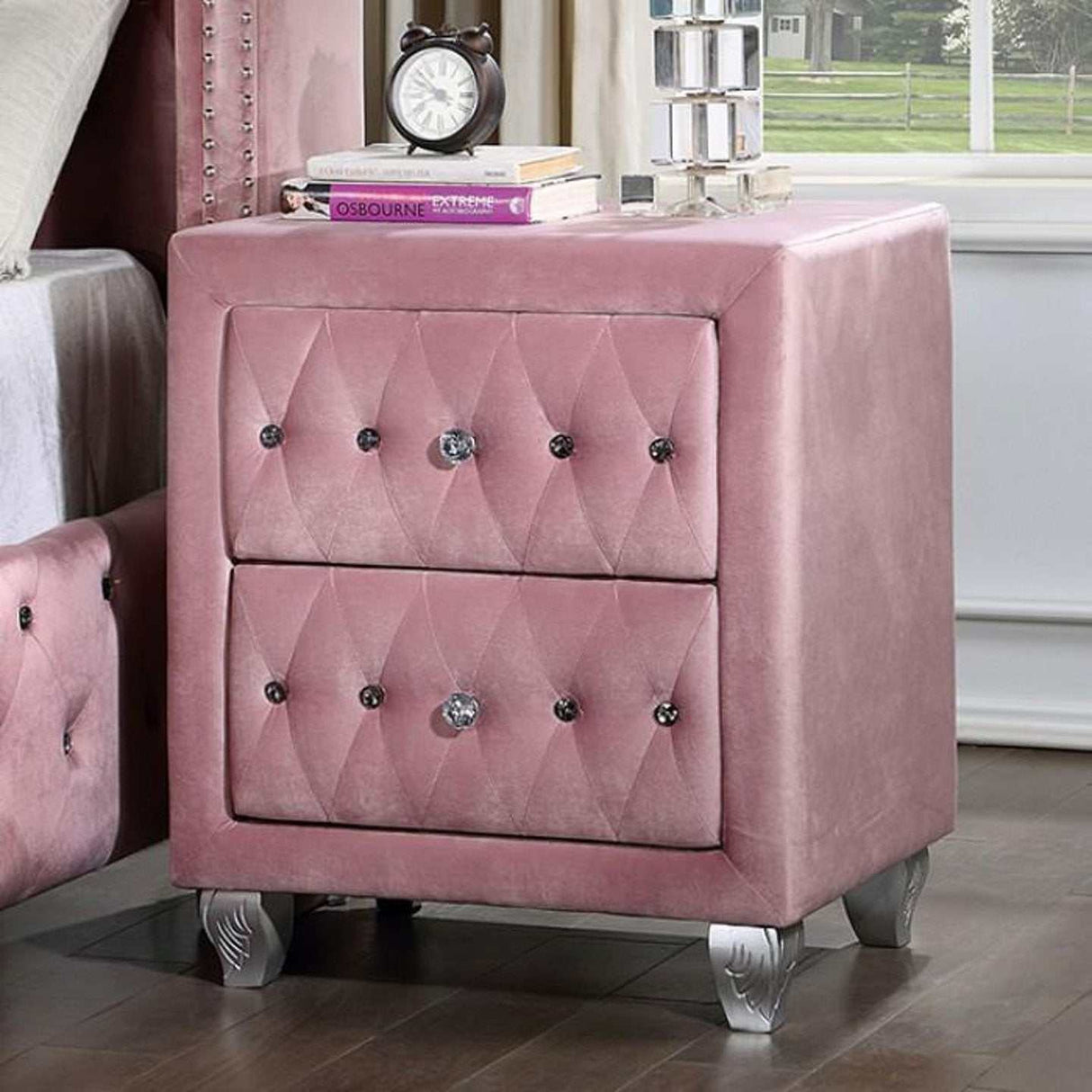 Zohar Pink 4pc Full Bedroom Set - Ornate Home