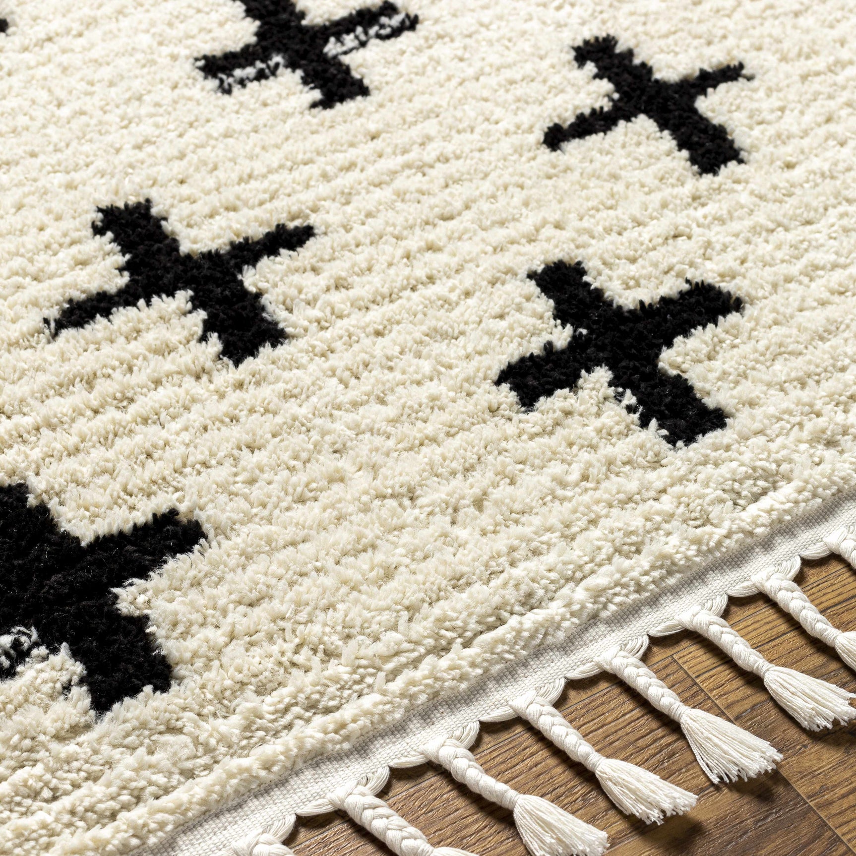 Anda Black on White Moroccan Plush Rug - Clearance
