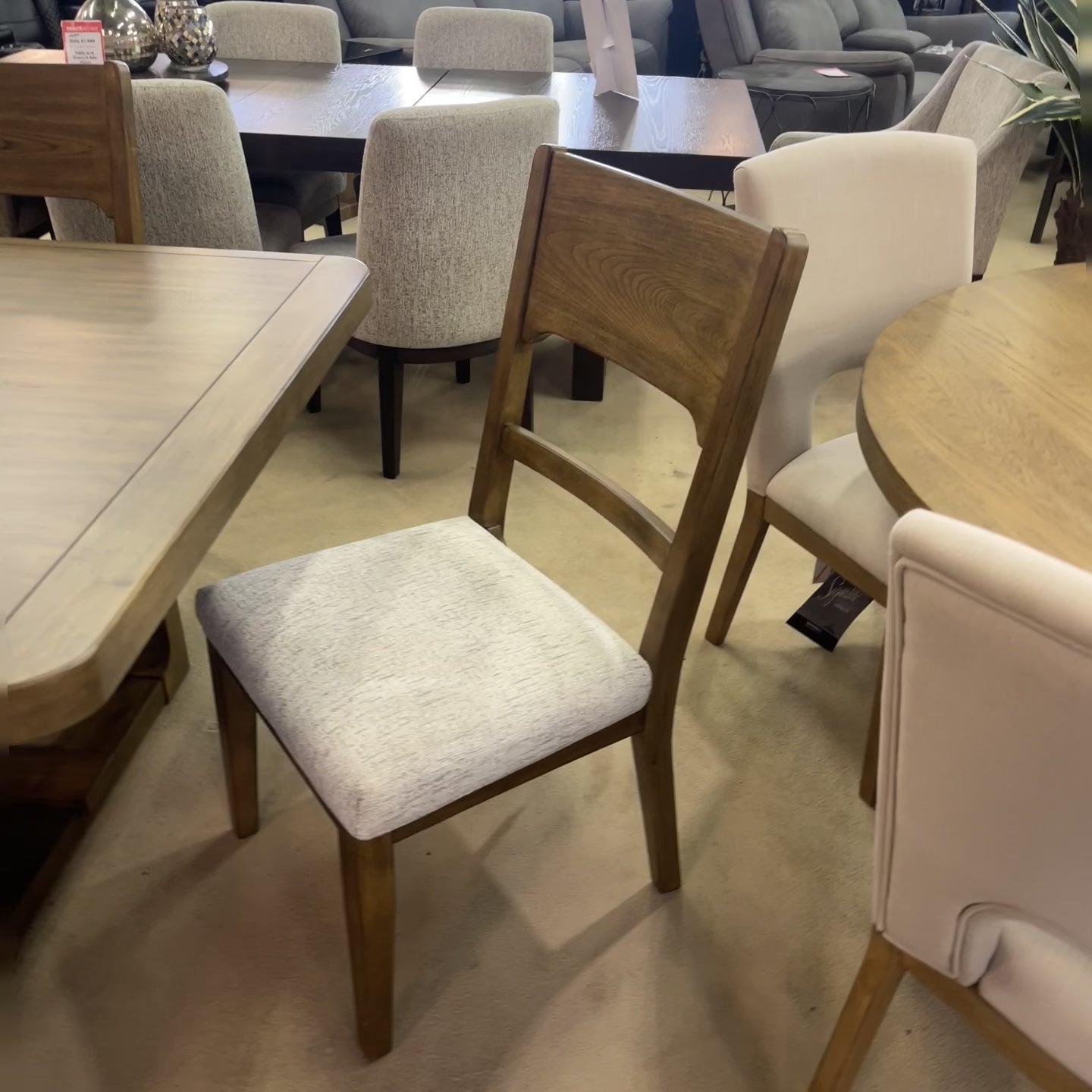 Cabalynn Light Brown Dining Room Set / 6pc (Online Special Price)