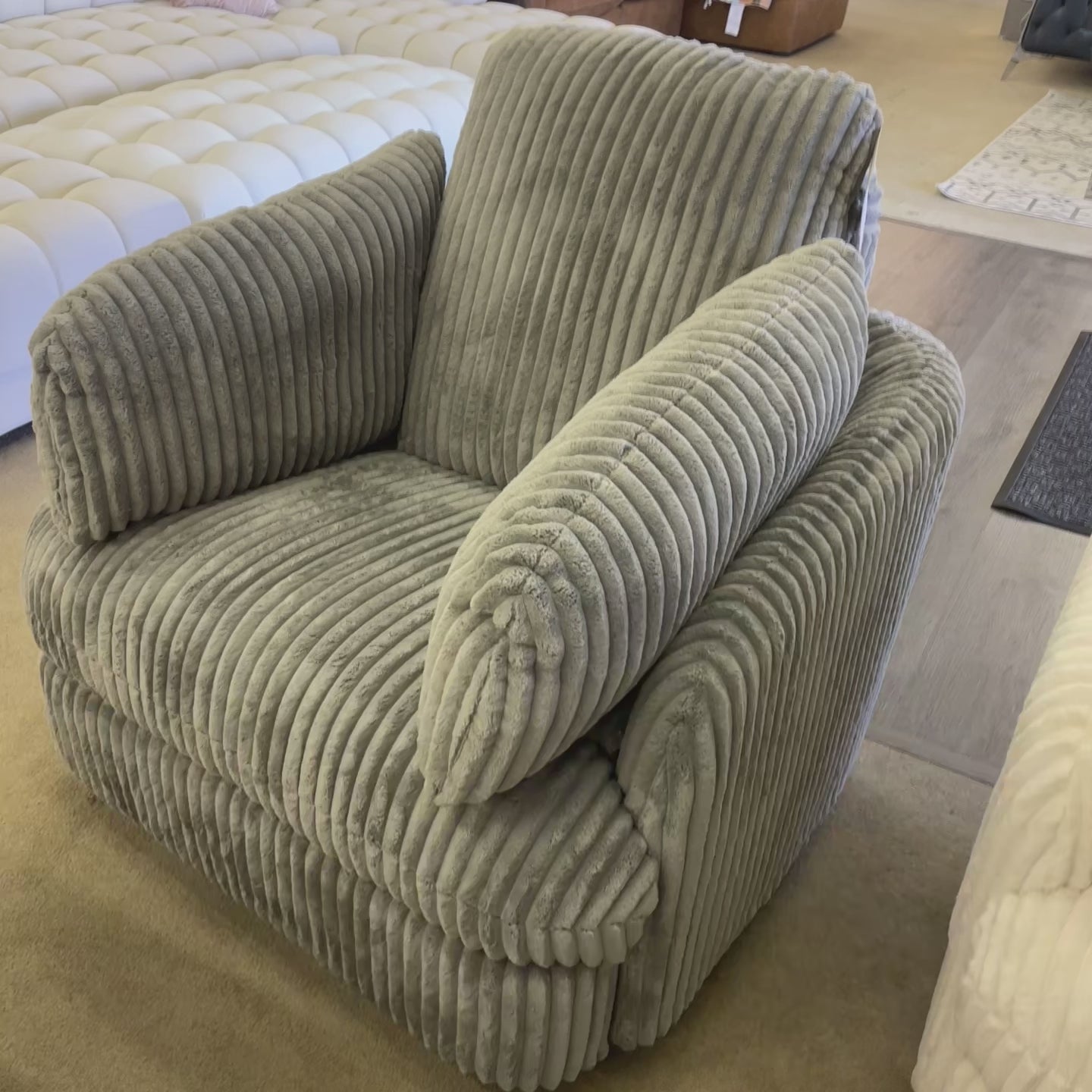 Lindyn Fog Swivel Glider Recliner