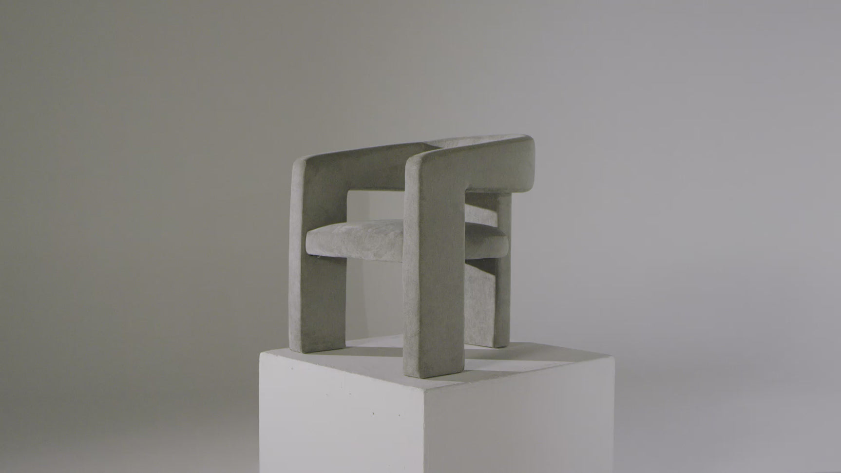 Elo White Chair