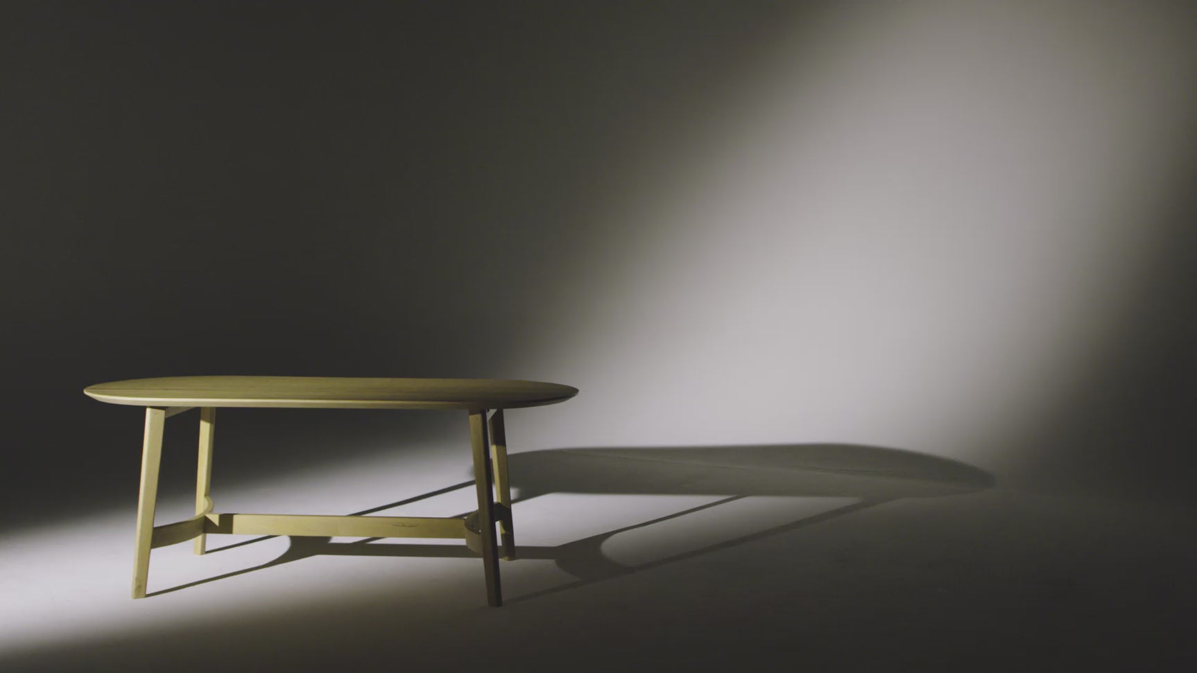 Trie Natural Small Dining Table