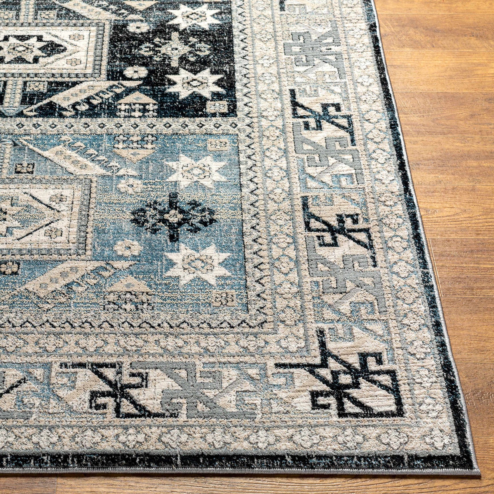 Sultanbeyli Area Carpet Area Rug - Clearance