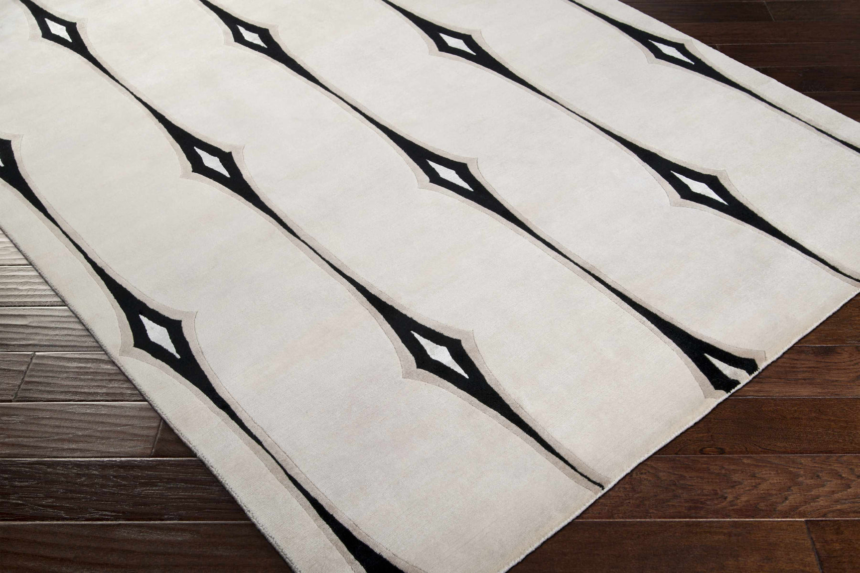 Smartt Beige&Black Premium Wool Rug - Clearance
