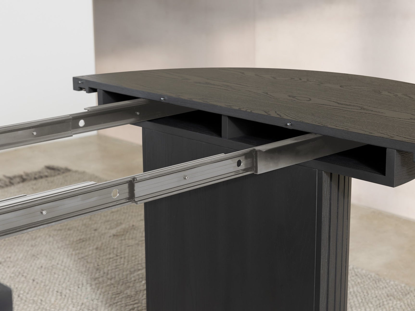 Transformer Round Dining Set - The Host