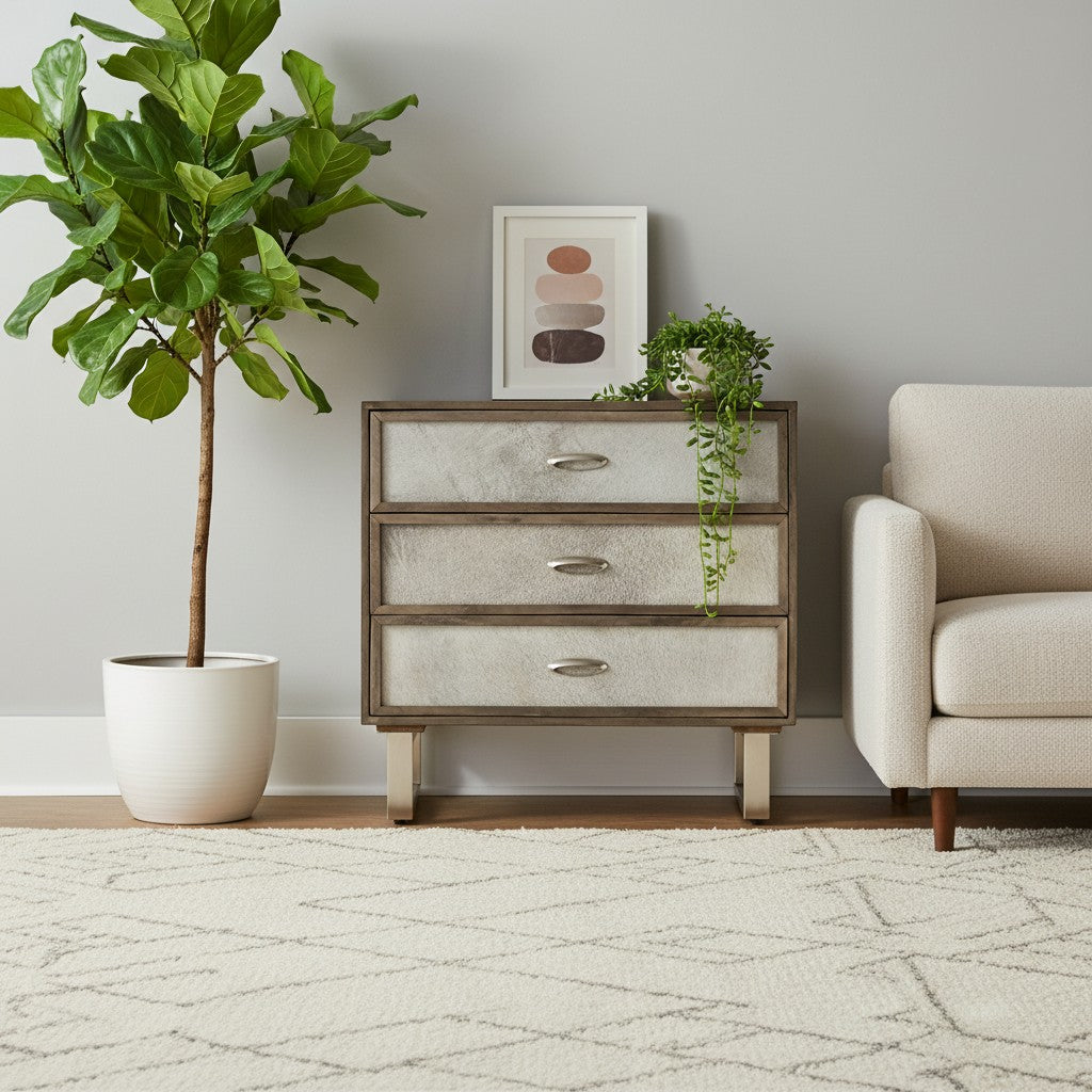 Theodore Brown/Gray Chest