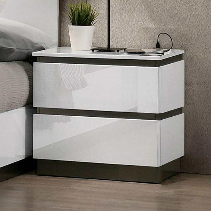 Birsfelden White & Metallic Gray 4pc Queen Bedroom Set - Ornate Home