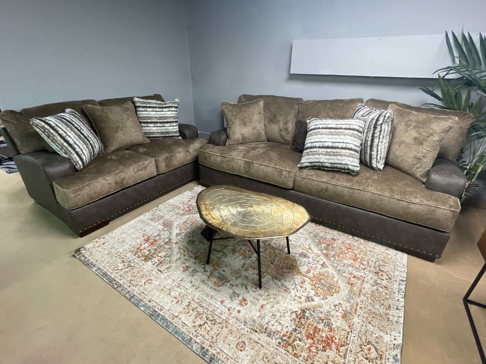 Alesbury Chocolate Living Room Set / 2pc - Ornate Home