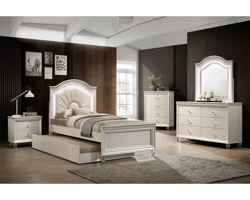 Allie Pearl White 4 Pc. Full Bedroom Set w/ Trundle - Ornate Home
